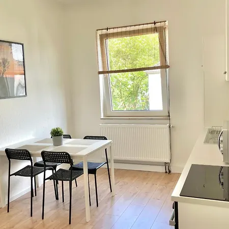 Apartment Bege Workstay